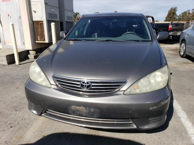 Photo 5 from auction – 2005 TOYOTA CAMRY LE with VIN 4T1BE32K45U973890