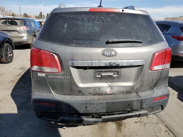 Photo 6 from auction – 2013 KIA SORENTO LX with VIN 5XYKTCA69DG310958