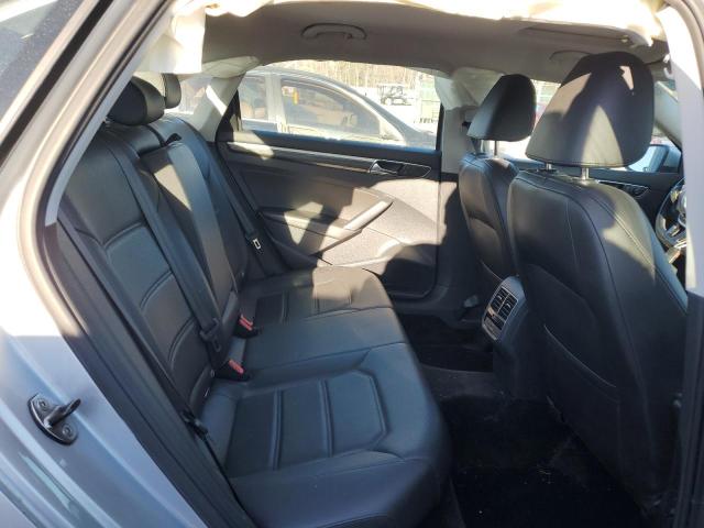 Photo 10 from auction – 2017 VOLKSWAGEN PASSAT SE with VIN 1VWBT7A37HC070183