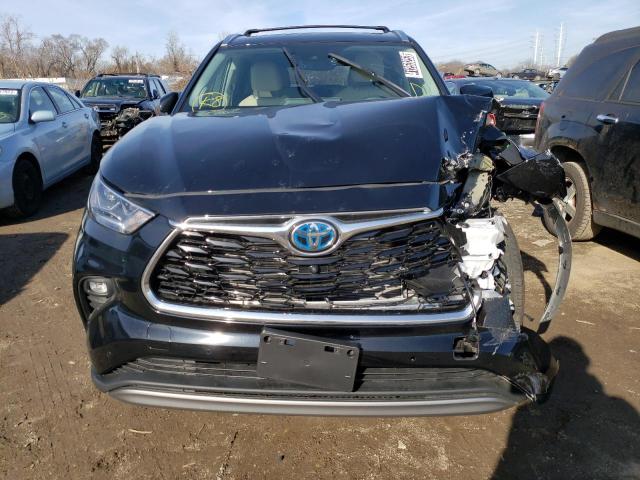 Photo 5 from auction – 2022 TOYOTA HIGHLANDER with VIN 5TDEBRCH6NS105216