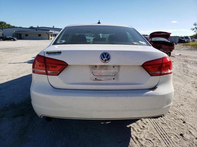 Photo 6 from auction – 2013 VOLKSWAGEN PASSAT S with VIN 1VWAP7A33DC058607