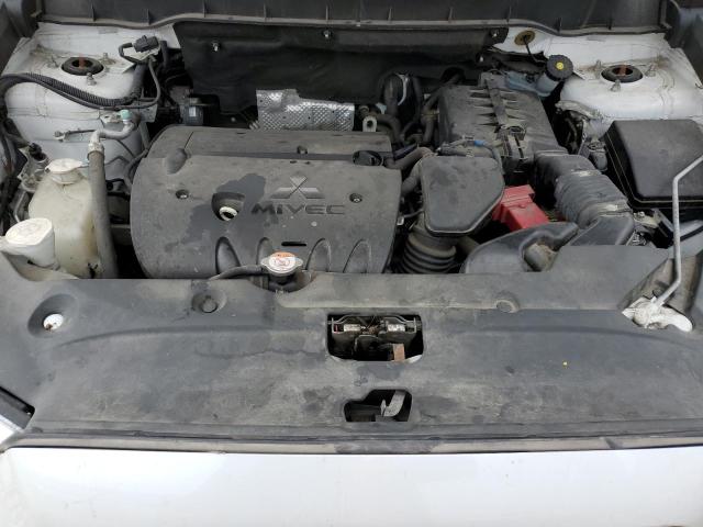 Photo 12 from auction – 2015 MITSUBISHI OUTLANDER with VIN 4A4AP4AW6FE059780