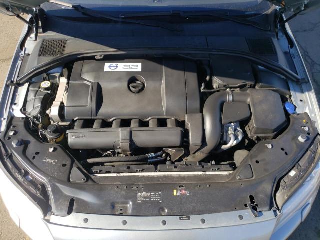 Photo 11 from auction – 2013 VOLVO S80 3.2 with VIN YV1952AS8D1171268