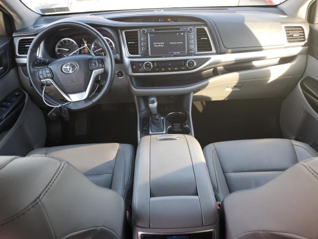 Photo 8 from auction – 2016 TOYOTA HIGHLANDER with VIN 5TDJKRFH9GS500889
