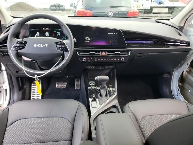Photo 8 from auction – 2023 KIA NIRO EX with VIN KNDCR3LE5P5033049