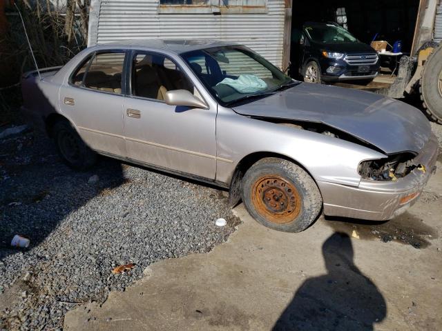 Photo 4 from auction – 1995 TOYOTA CAMRY LE with VIN 4T1SK12E8SU568148