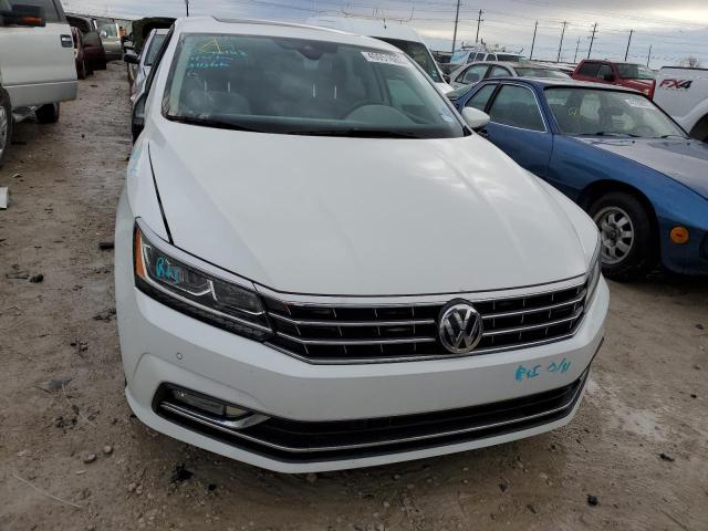 Photo 5 from auction – 2017 VOLKSWAGEN PASSAT SEL with VIN 1VWCT7A39HC062008