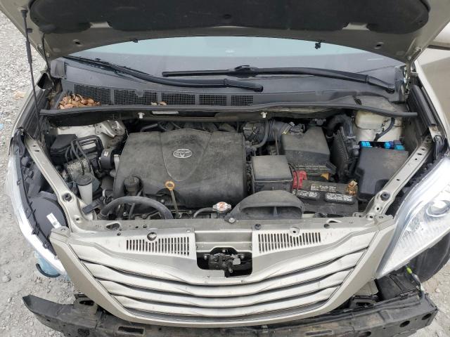 Photo 12 from auction – 2017 TOYOTA SIENNA LE with VIN 5TDKZ3DC1HS838146