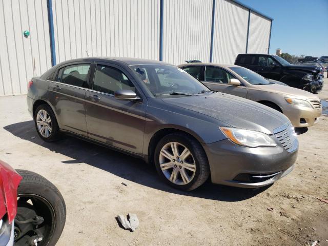 Photo 4 from auction – 2013 CHRYSLER 200 TOURIN with VIN 1C3CCBBB0DN695446