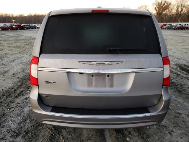Photo 6 from auction – 2016 CHRYSLER TOWN & COU with VIN 2C4RC1BG8GR295704