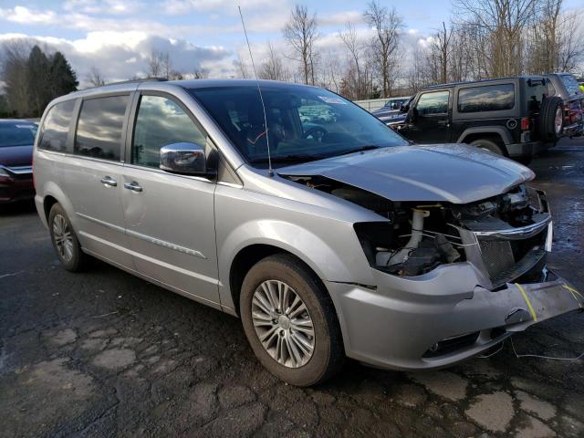 Photo 4 from auction – 2014 CHRYSLER TOWN & COU with VIN 2C4RC1CG8ER195467