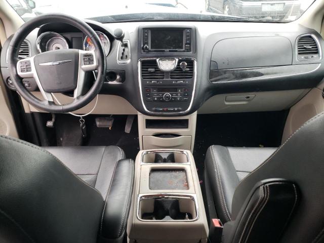 Photo 8 from auction – 2015 CHRYSLER TOWN & COU with VIN 2C4RC1CG5FR590840