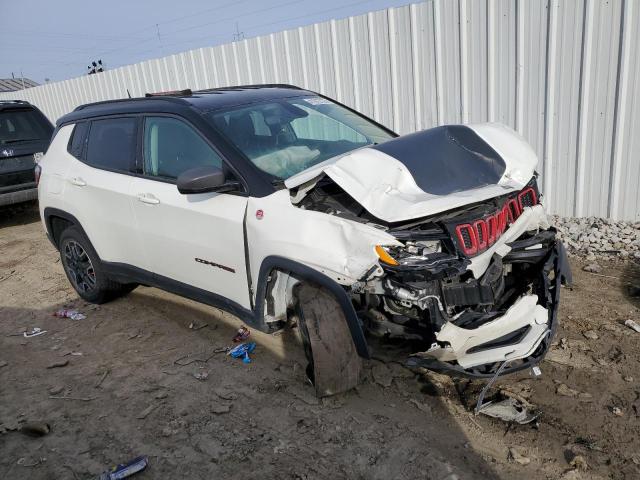 Фото 4 с аукциона – 2019 JEEP COMPASS TR с VIN 3C4NJDDB5KT709695