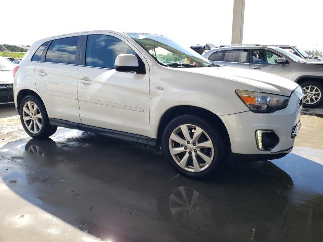 Photo 4 from auction – 2015 MITSUBISHI OUTLANDER with VIN 4A4AP4AU3FE013709