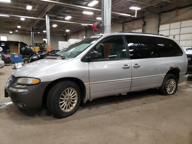 CHRYSLER TOWN & COU 2000 with VIN 1C4GP54L0YB699688 - Photo from auction