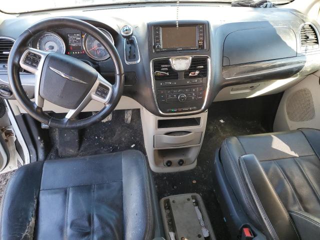 Photo 8 from auction – 2014 CHRYSLER TOWN & COU with VIN 2C4RC1BG2ER123889