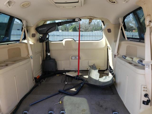 Photo 10 from auction – 2009 CHRYSLER TOWN & COU with VIN 2A8HR64X59R657066