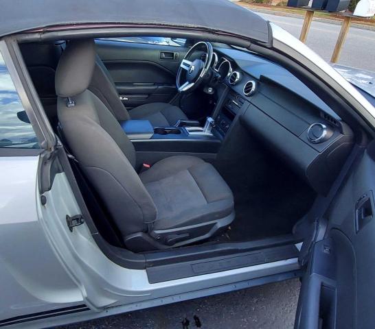Photo 5 from auction – 2005 FORD MUSTANG with VIN 1ZVFT84NX55211722