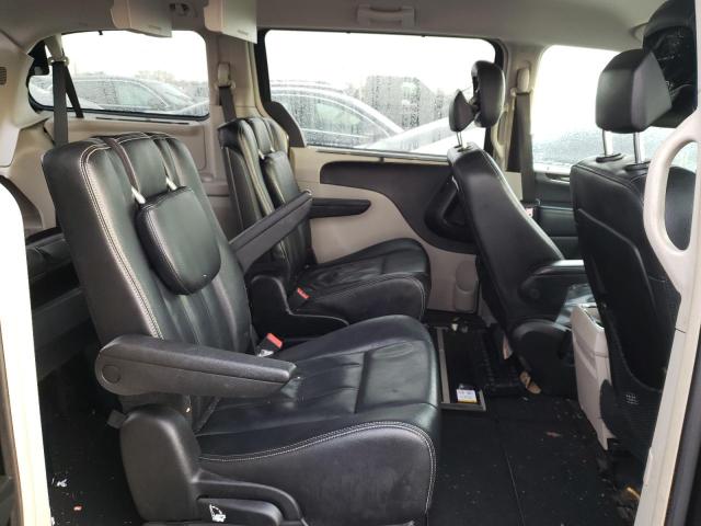 Photo 11 from auction – 2013 CHRYSLER TOWN & COU with VIN 2C4RC1BG5DR781527