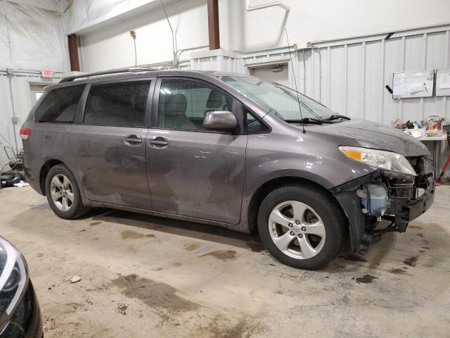 Photo 4 from auction – 2013 TOYOTA SIENNA LE with VIN 5TDKK3DC3DS401358