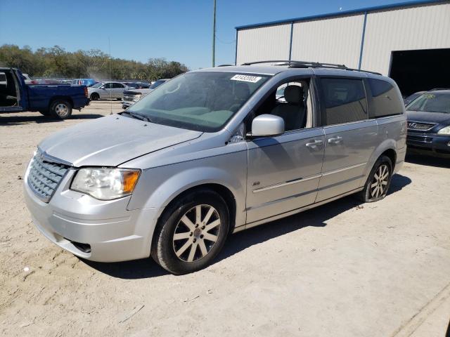 CHRYSLER TOWN & COU 2009 with VIN 2A8HR54199R676175 - Photo from auction