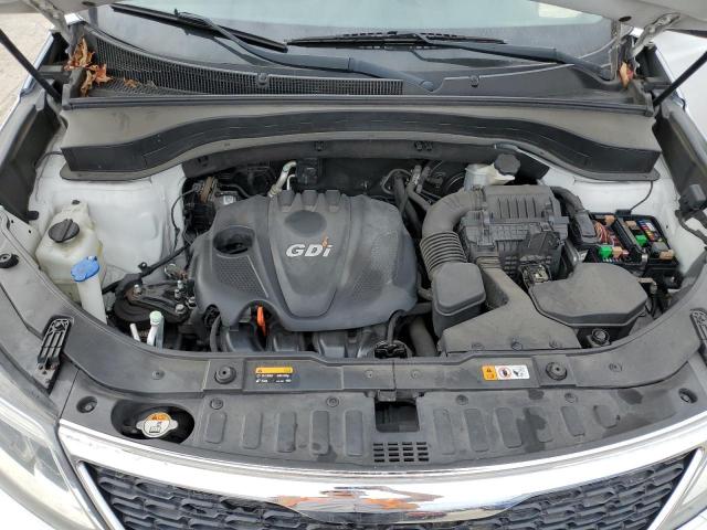 Photo 12 from auction – 2015 KIA SORENTO LX with VIN 5XYKT3A62FG558052