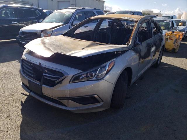HYUNDAI SONATA SE 2017 with VIN 5NPE24AF2HH496752 - Photo from auction