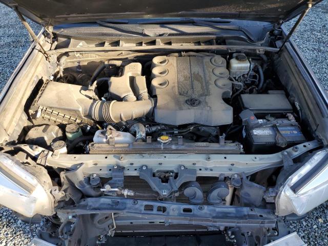 Photo 12 from auction – 2013 TOYOTA 4RUNNER SR with VIN JTEBU5JR4D5137857