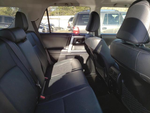 Photo 11 from auction – 2019 TOYOTA 4RUNNER SR with VIN JTEBU5JR2K5720313