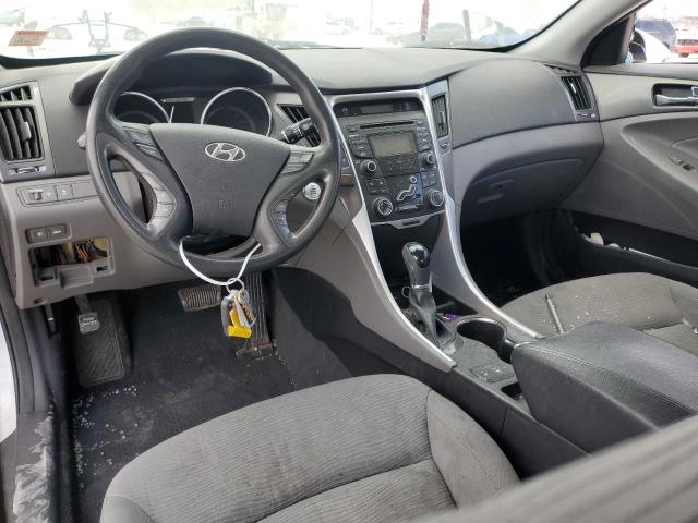 Photo 8 from auction – 2013 HYUNDAI SONATA HYB with VIN KMHEC4A44DA099312