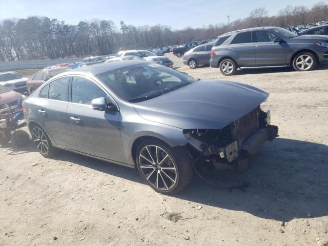 Photo 4 from auction – 2016 VOLVO S60 PLATIN with VIN YV149MFM4G1390124