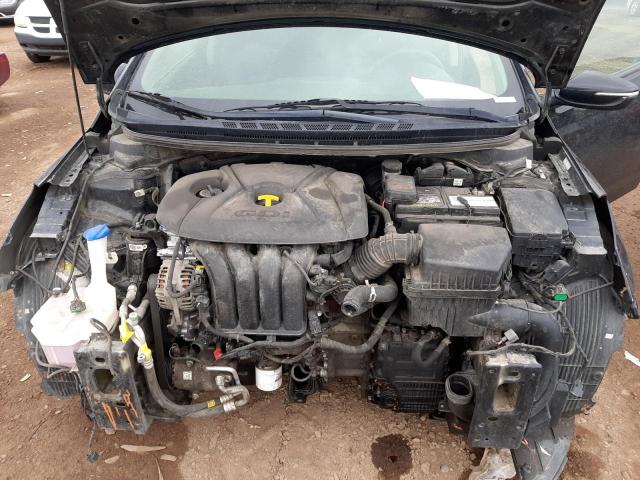 Photo 11 from auction – 2017 KIA FORTE LX with VIN KNAFK5A82H5715718
