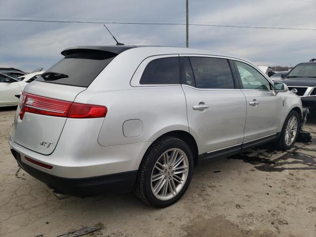 Photo 3 from auction – 2019 LINCOLN MKT with VIN 2LMHJ5AT6KBL03257