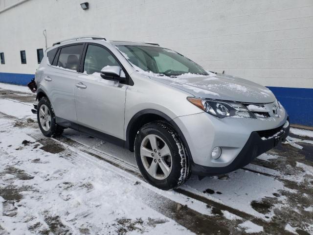 Photo 4 from auction – 2013 TOYOTA RAV4 XLE with VIN 2T3RFREV6DW028000