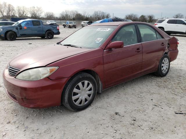 TOYOTA CAMRY LE 2005 with VIN 4T1BE30K15U069997 - Photo from auction