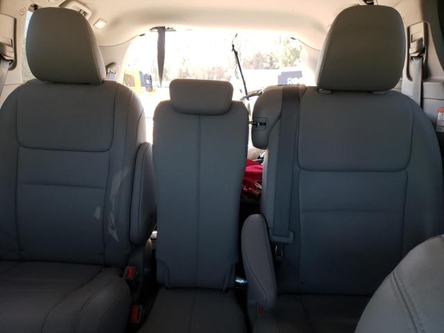 Photo 10 from auction – 2017 TOYOTA SIENNA XLE with VIN 5TDYZ3DC6HS770789
