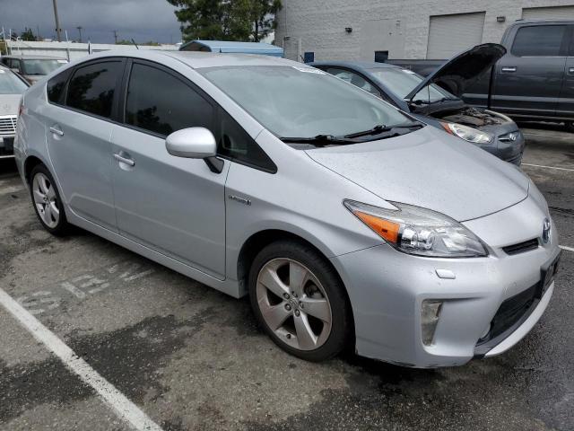 Photo 4 from auction – 2015 TOYOTA PRIUS with VIN JTDKN3DU0F0440950