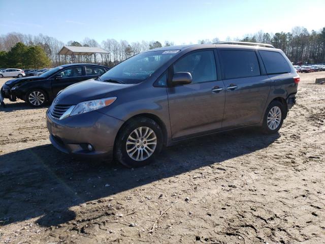 Photo 1 from auction – 2017 TOYOTA SIENNA XLE with VIN 5TDYZ3DC6HS770789