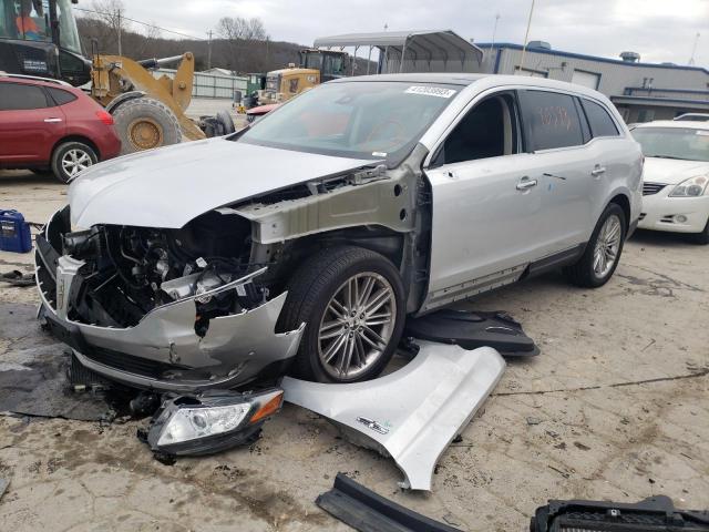 Photo 1 from auction – 2019 LINCOLN MKT with VIN 2LMHJ5AT6KBL03257