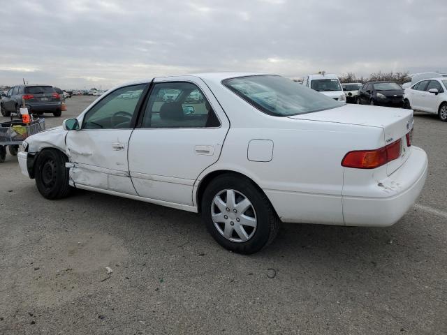 Photo 2 from auction – 2000 TOYOTA CAMRY CE with VIN JT2BG22K8Y0502256