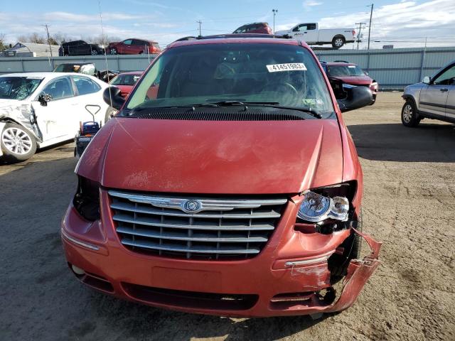 Photo 5 from auction – 2005 CHRYSLER TOWN & COU with VIN 2C8GP64L45R308995