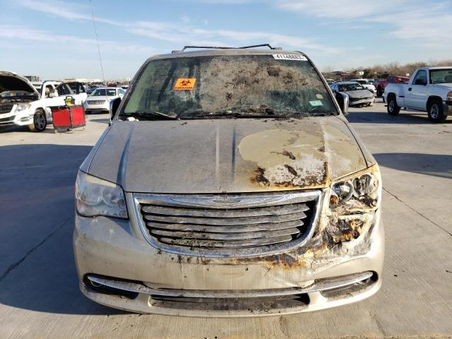 Photo 5 from auction – 2014 CHRYSLER TOWN & COU with VIN 2C4RC1CG1ER469656