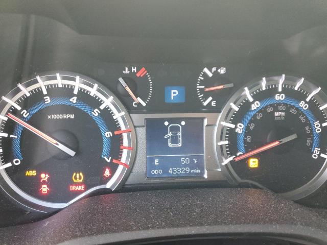 Photo 9 from auction – 2018 TOYOTA 4RUNNER SR with VIN JTEBU5JR9J5558548