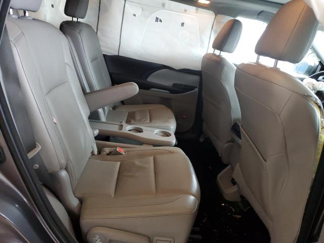 Photo 11 from auction – 2014 TOYOTA HIGHLANDER with VIN 5TDDKRFH9ES035461