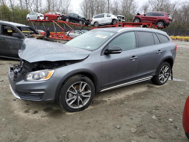 Photo 1 from auction – 2017 VOLVO V60 CROSS with VIN YV440MWK4H1037394