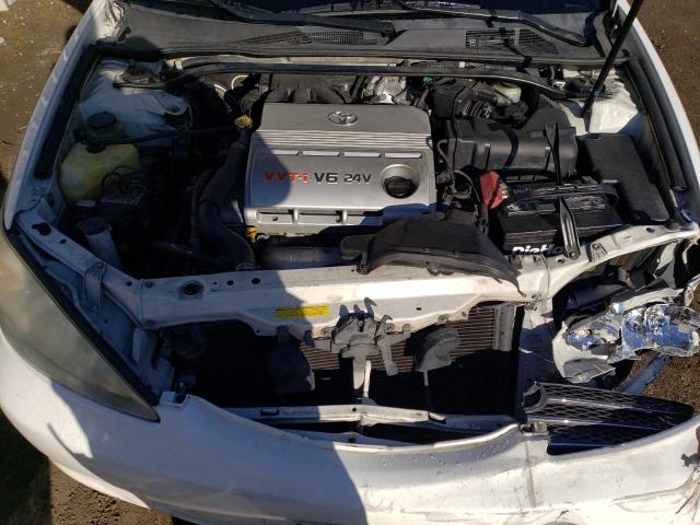 Photo 11 from auction – 2004 TOYOTA CAMRY LE with VIN JTDBF30K440153013