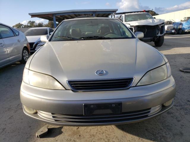 Photo 5 from auction – 1998 LEXUS ES 300 with VIN JT8BF28G2W5051658