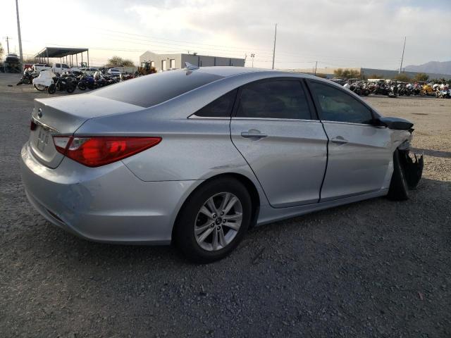 Photo 3 from auction – 2011 HYUNDAI SONATA GLS with VIN 5NPEB4AC5BH214410
