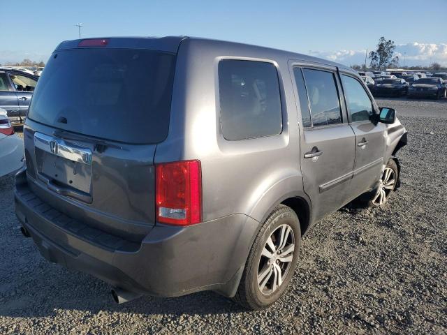 Photo 3 from auction – 2015 HONDA PILOT LX with VIN 5FNYF3H24FB002949
