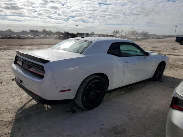 Photo 3 from auction – 2018 DODGE CHALLENGER with VIN 2C3CDZAG3JH280760